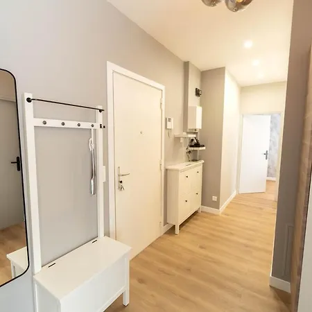 Daire Ak Superb 3p Sea View, Close To Old Town *
